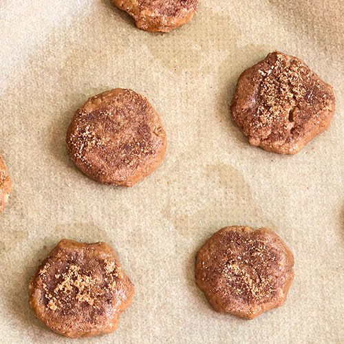 Pumpkin Cookies: Kekse auf einen Backblech verteilen.